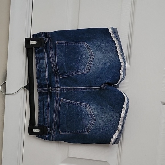 Wonder Nation Girl's Adjustable Waist Cuffed Denim Shorts - Picture 5 of 13